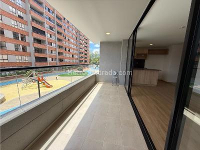 Apartamento de 3 alcobas en venta en Belen, Medellín, 108 m² · foto 3 de 13
