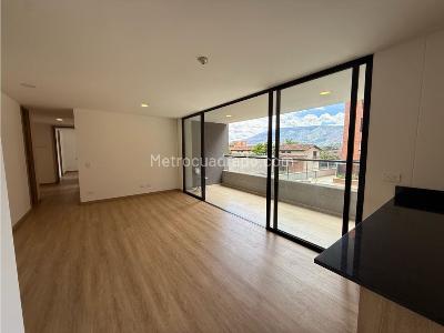 Apartamento de 3 alcobas en venta en Belen, Medellín, 108 m² · foto 6 de 13