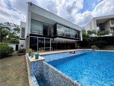 Casa de 3 alcobas en venta en Aguacatal, Cali, 444 m² · foto 2 de 20