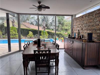 Casa de 3 alcobas en venta en Aguacatal, Cali, 444 m² · foto 4 de 20