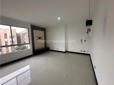 Apartamento de 4 alcobas en venta en Pance \ Comuna 22, Cali, 222 m² · foto 7 de 18
