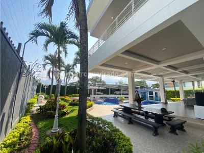 Casa de 4 alcobas en venta en Pance, Cali, 1070 m² · foto 12 de 13