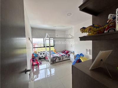 Apartamento de 3 alcobas en venta en Cuarto De Legua, Cali, 168 m² · foto 8 de 18
