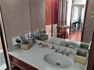 Casa de 5 alcobas en venta en Ciudad Jardin, Cali, 670 m² · foto 6 de 11