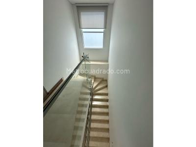 Apartamento de 4 alcobas en venta en Pance, Cali, 404 m² · foto 3 de 20