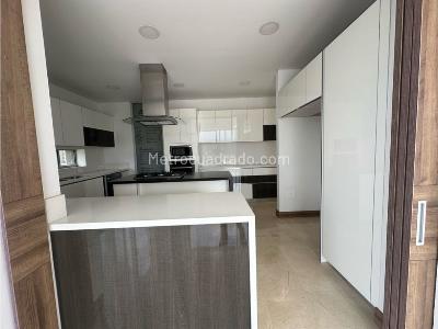 Apartamento de 4 alcobas en venta en Pance, Cali, 404 m² · foto 7 de 20