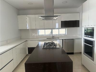 Apartamento de 4 alcobas en venta en Pance, Cali, 404 m² · foto 8 de 20