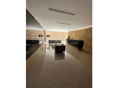 Apartamento de 4 alcobas en venta en Santa Rita, Cali, 305 m² · foto 2 de 17
