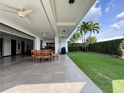 Casa de 4 alcobas en venta en Cristales, Cali, 510 m² · foto 4 de 20