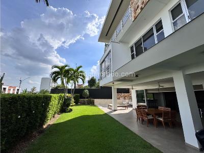 Casa de 4 alcobas en venta en Cristales, Cali, 510 m² · foto 6 de 20