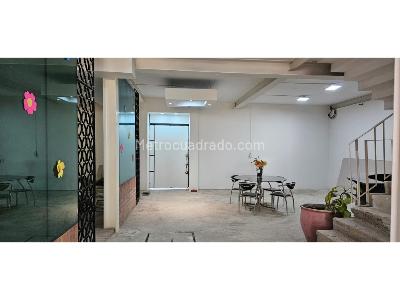 Casa de 5 alcobas en venta en Santa Teresita, Cali, 440 m² · foto 3 de 14