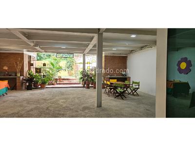 Casa de 5 alcobas en venta en Santa Teresita, Cali, 440 m² · foto 13 de 14