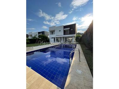 Casa de 5 alcobas en venta en Pance, Cali, 1150 m² · foto 2 de 20