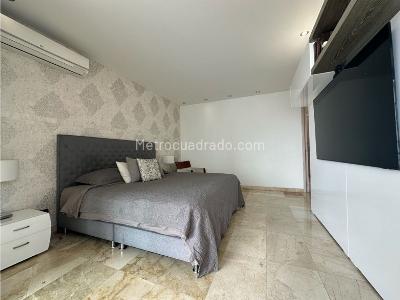 Apartamento de 3 alcobas en venta en Cristales, Cali, 202 m² · foto 9 de 20