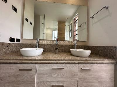 Apartamento de 3 alcobas en venta en Cristales, Cali, 202 m² · foto 14 de 20