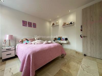 Apartamento de 3 alcobas en venta en Cristales, Cali, 202 m² · foto 19 de 20