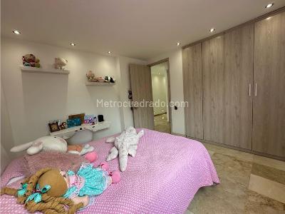 Apartamento de 3 alcobas en venta en Cristales, Cali, 202 m² · foto 20 de 20