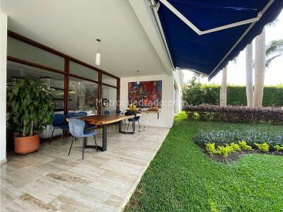 Casa de 5 alcobas en venta en Ciudad Jardin, Cali · foto 5 de 20