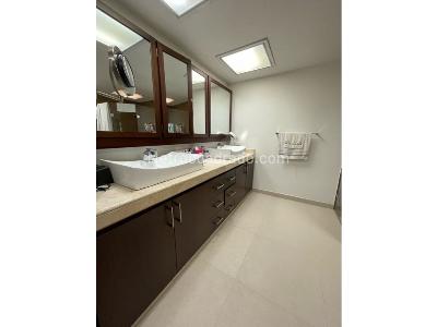 Casa de 5 alcobas en venta en Ciudad Jardin, Cali · foto 15 de 20