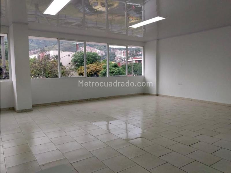 Edificio de Oficinas en Venta, Tequendama, Cali - Más