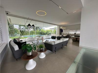 Casa de 5 alcobas en venta en Pance, Cali, 1080 m² · foto 3 de 20