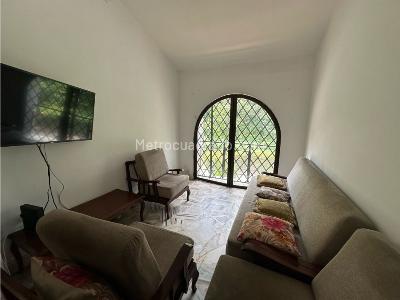 Casa de 4 alcobas en venta en Las Mercedes, Palmira, 190 m² · foto 8 de 12