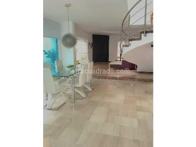 Casa de 5 alcobas en venta en Ciudad Jardin, Cali, 500 m² · foto 7 de 19