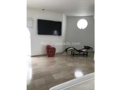 Casa de 5 alcobas en venta en Ciudad Jardin, Cali, 500 m² · foto 12 de 19