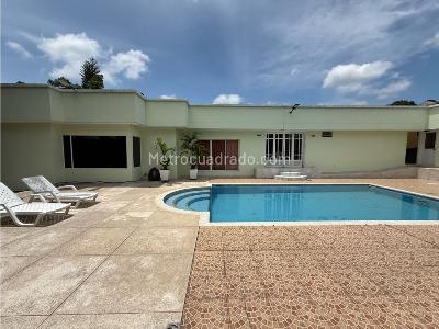 Casa de 5 alcobas en venta en Pance, Cali, 1717 m² · foto 2 de 20