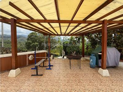 Casa de 5 alcobas en venta en Pance, Cali, 1717 m² · foto 8 de 20