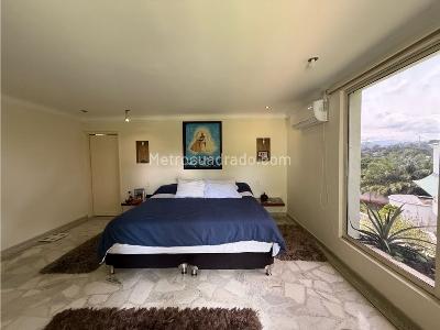 Casa de 5 alcobas en venta en Pance, Cali, 1717 m² · foto 14 de 20