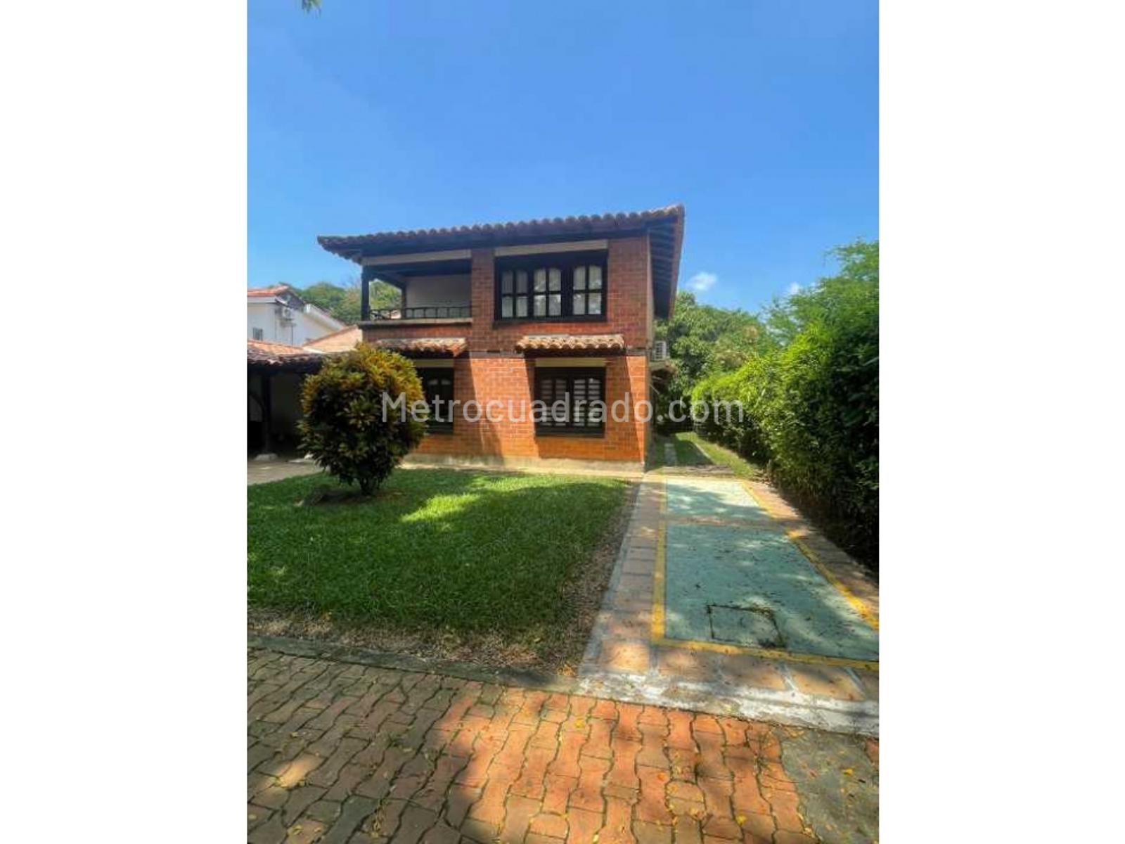 Casa de 4 habitaciones en venta en Pance \ Comuna 22, Cali — imagen 1 de 20