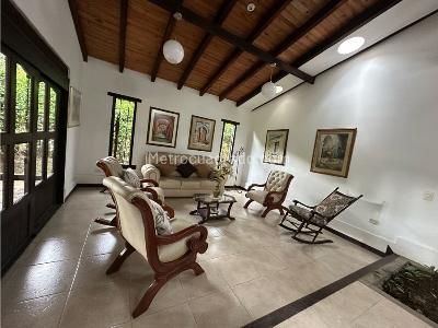 Casa de 4 alcobas en venta en Pance \ Comuna 22, Cali, 800 m² · foto 3 de 20