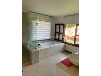 Casa de 4 alcobas en venta en Pance \ Comuna 22, Cali, 800 m² · foto 13 de 20