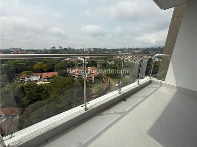 Apartamento en venta en Pance, Cali · foto 4 de 18