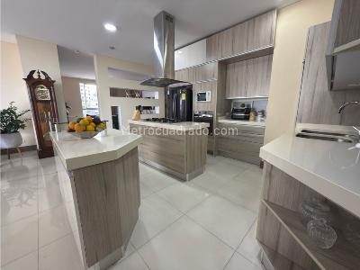 Apartamento de 3 alcobas en venta en Arboledas, Cali, 194 m² · foto 8 de 20