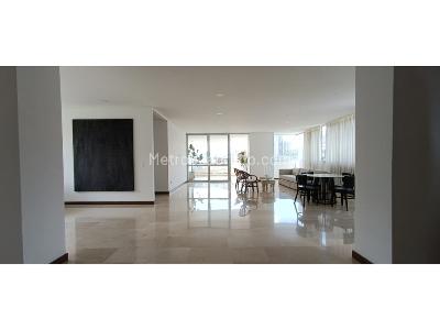 Apartamento de 2 alcobas en venta en Santa Rita, Cali, 228 m² · foto 3 de 20