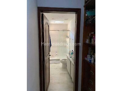 Casa de 5 alcobas en venta en Ciudad Jardin, Cali, 400 m² · foto 18 de 20