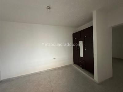 Casa de 5 alcobas en venta en El Prado, Palmira, 226 m² · foto 9 de 18