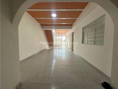 Casa de 5 alcobas en venta en El Prado, Palmira, 226 m² · foto 15 de 18