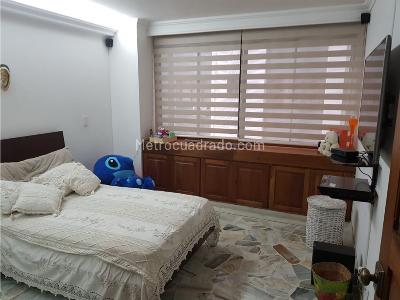 Apartamento de 3 alcobas en venta en Santa Teresita, Cali, 230 m² · foto 8 de 11