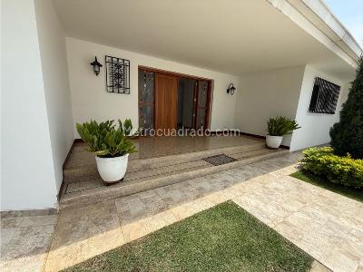 Casa de 4 alcobas en venta en Ciudad Jardin, Cali, 600 m² · foto 6 de 20