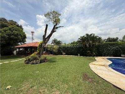 Casa de 4 alcobas en venta en Ciudad Jardin, Cali, 600 m² · foto 17 de 20