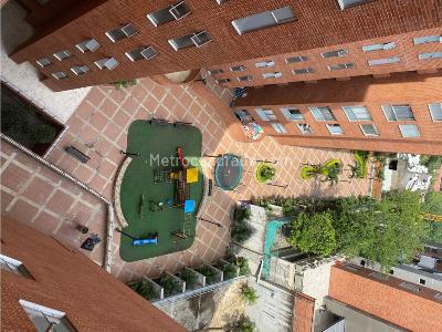 Apartamento de 3 alcobas en venta en Cristales, Cali, 173 m² · foto 12 de 15
