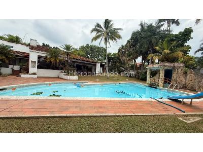 Casa de 5 alcobas en venta en Ciudad Jardin, Cali, 700 m² · foto 6 de 9