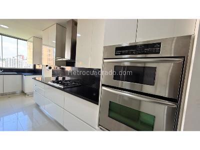 Apartamento de 3 alcobas en venta en Aguacatal, Cali, 278 m² · foto 13 de 20