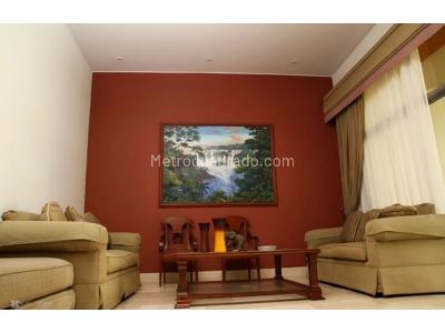 Casa de 4 alcobas en venta en Ciudad Jardin, Cali, 1100 m² · foto 3 de 11