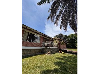 Casa de 3 alcobas en venta en Ciudad Jardin, Cali, 465 m² · foto 3 de 15