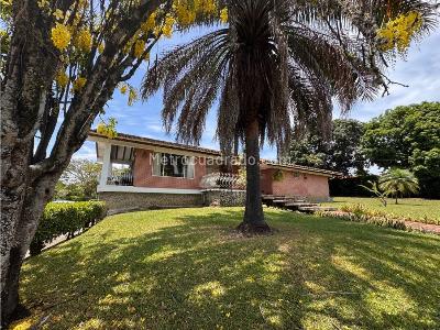 Casa de 3 alcobas en venta en Ciudad Jardin, Cali, 465 m² · foto 5 de 15