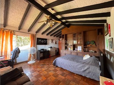 Casa de 3 alcobas en venta en Ciudad Jardin, Cali, 465 m² · foto 11 de 15